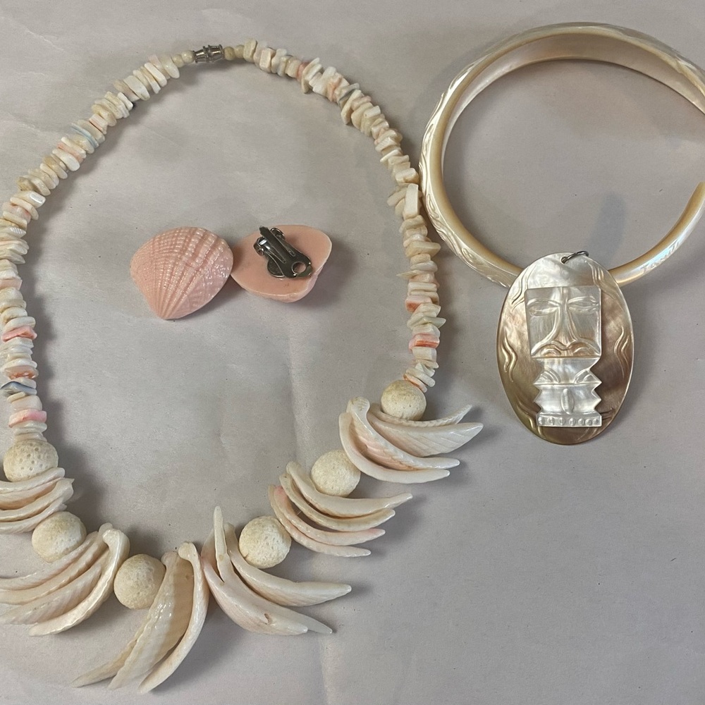 Cream and Pink Shell Necklace with Organic Design